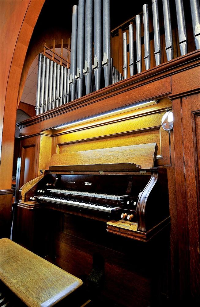 Johnson Organ Co. 1967 Glyndon Lutheran Church Glyndon, MN, US